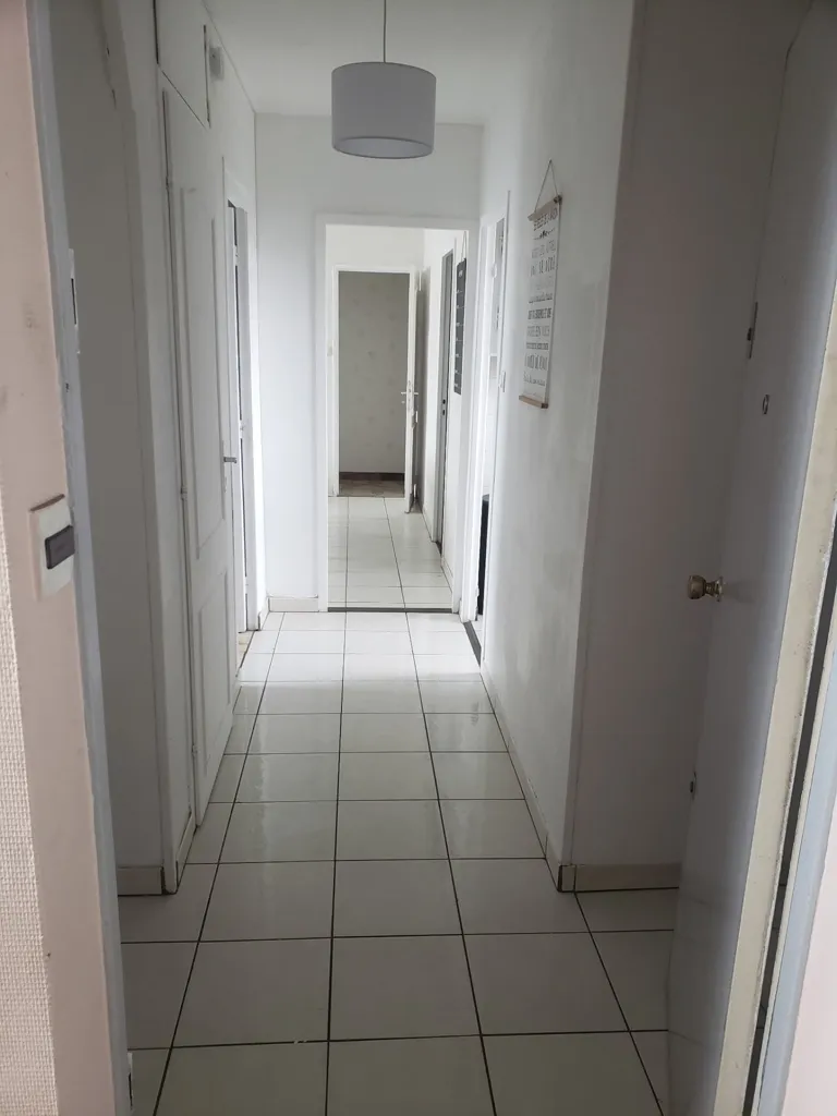 hallway_entrance