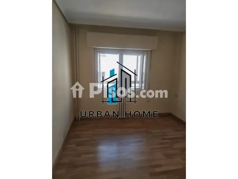 Toad - Apartment with Terrace in San Claudio, León