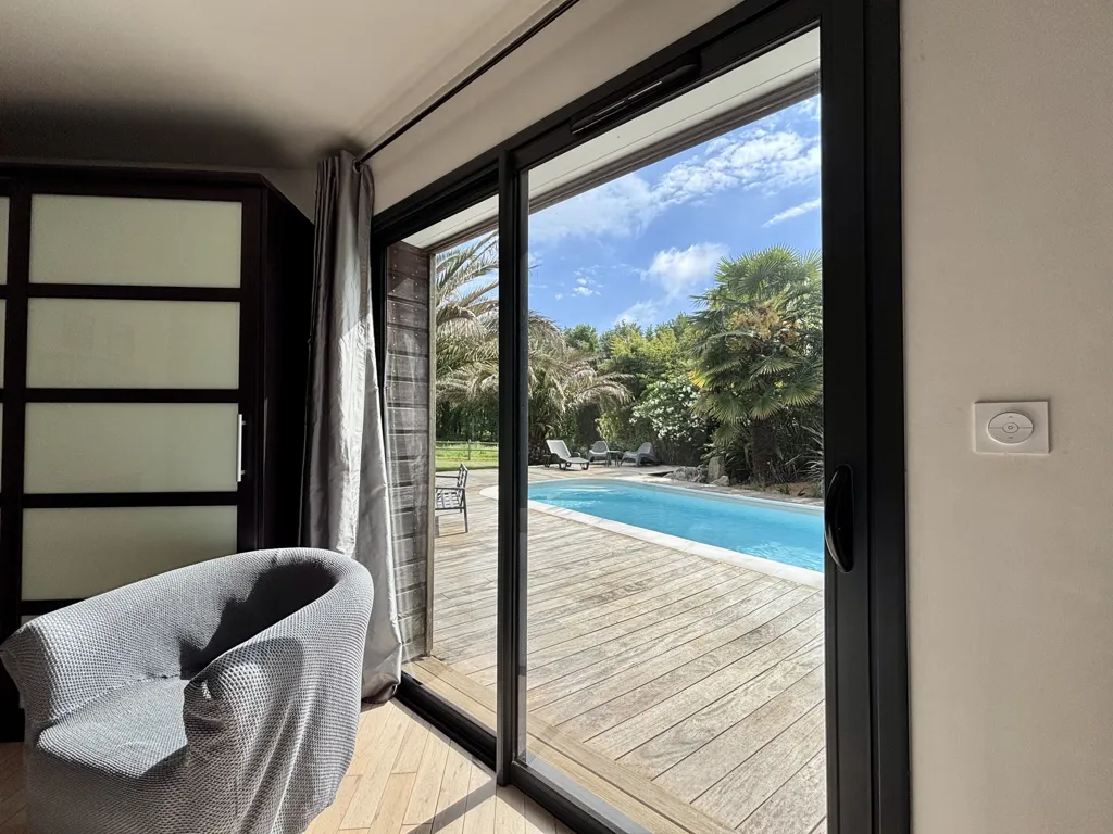 Bassein - Architect-Designed House with Pool near Plœmel