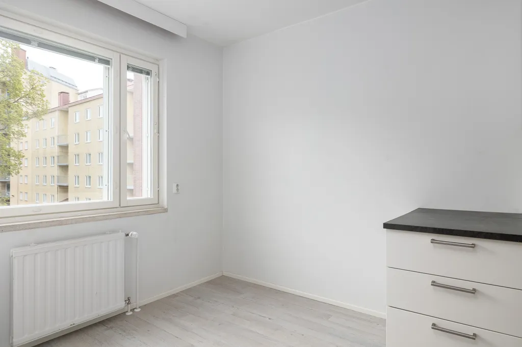 Toad - Modernised Apartment with City Centre Views in Lahti