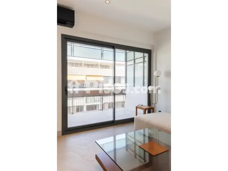 Soggiorno - Renovated Flat with Terrace in Valencia