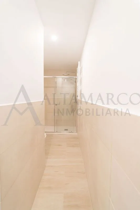 Hallway - Reform Apartment with Balcony in Barcelona