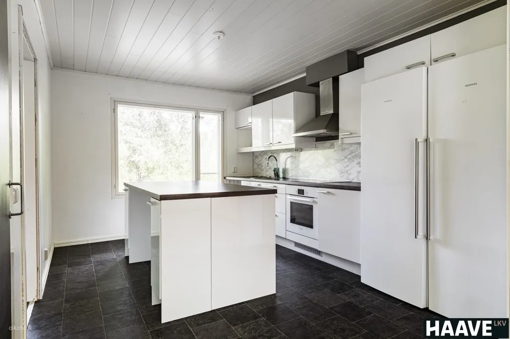 Köök - 1971 Detached House with Sauna in Tuorsniemi