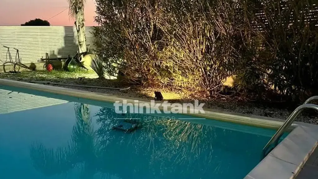 pool_area