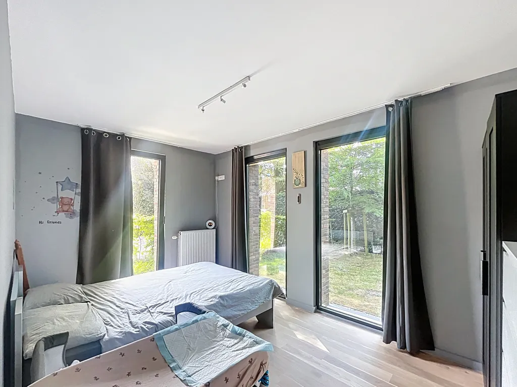 Magamistoad - 2-Bedroom Apartment with Terrace in Eeklo