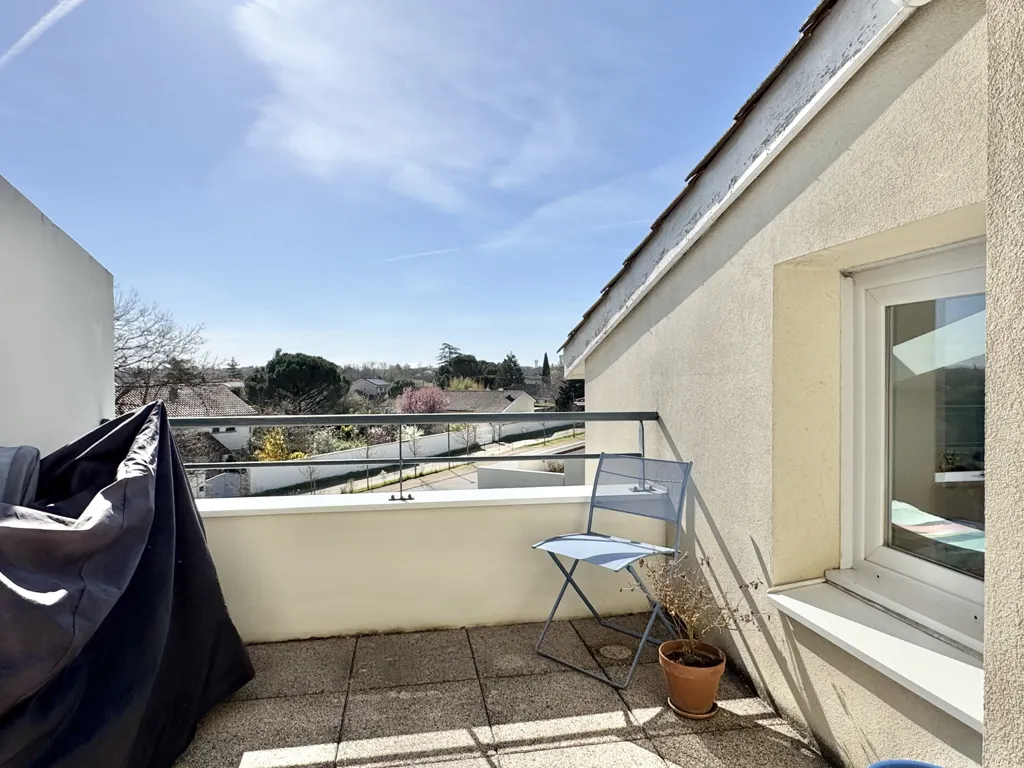 Balcone - Duplex Apartment with Balcony in Brindas