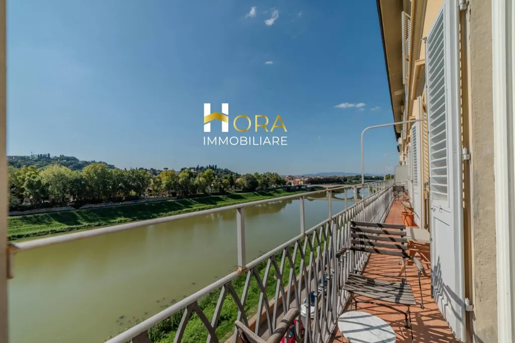 Luxurious Panoramic Apartment in Florence