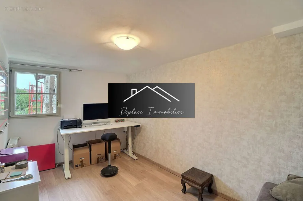 Appartement 4 pièces à Prevessin-Moens