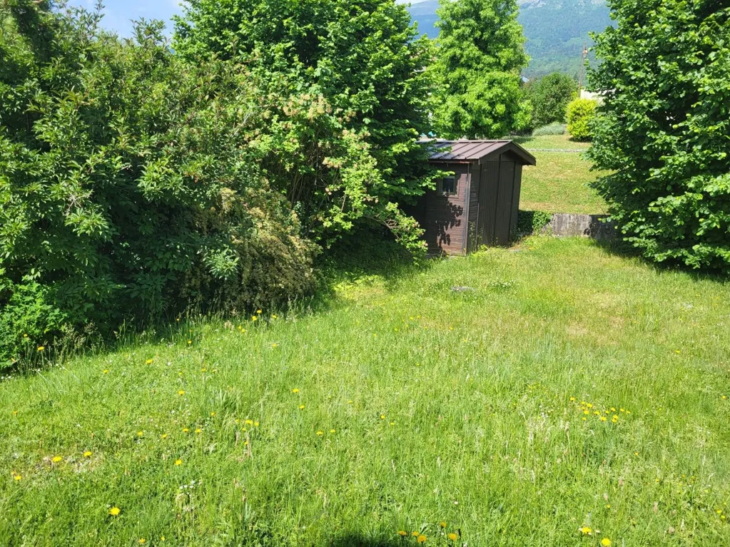 Giardino - House with Garden in Thoiry