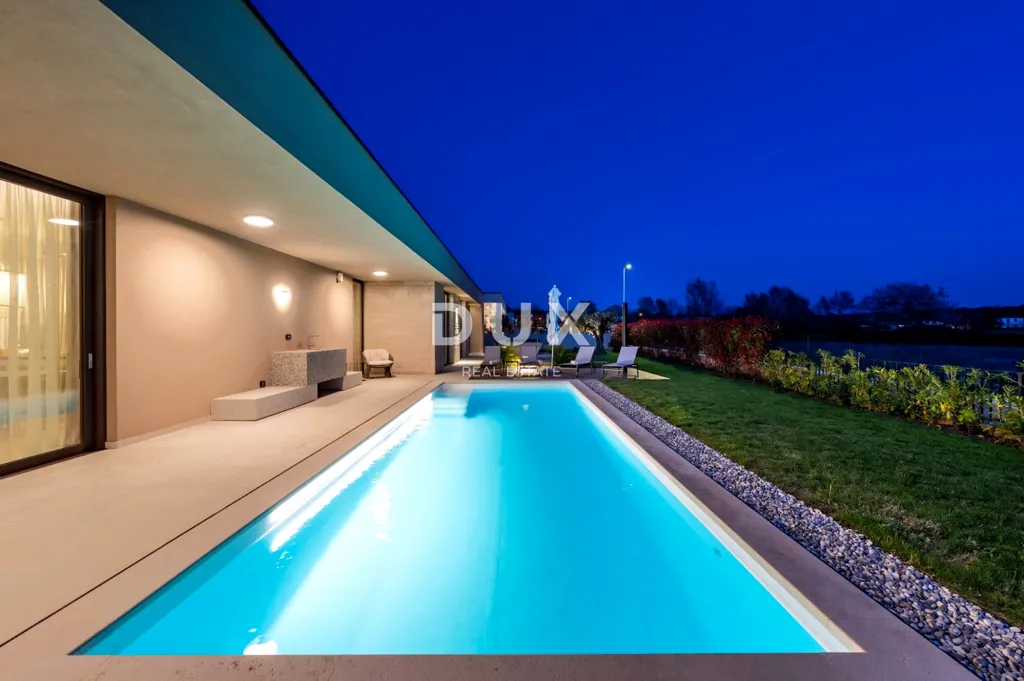 Piscine - Luxury Villa with Sea View near Poreč