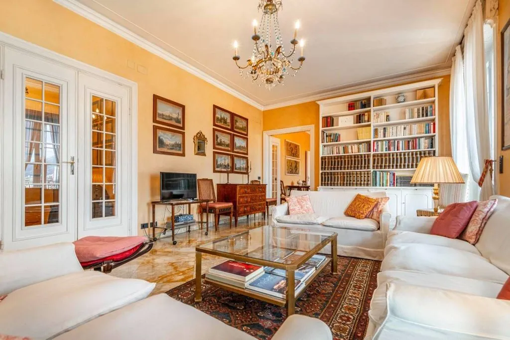 Séjour - Luxury Apartment with Panoramic Terrace in Genoa