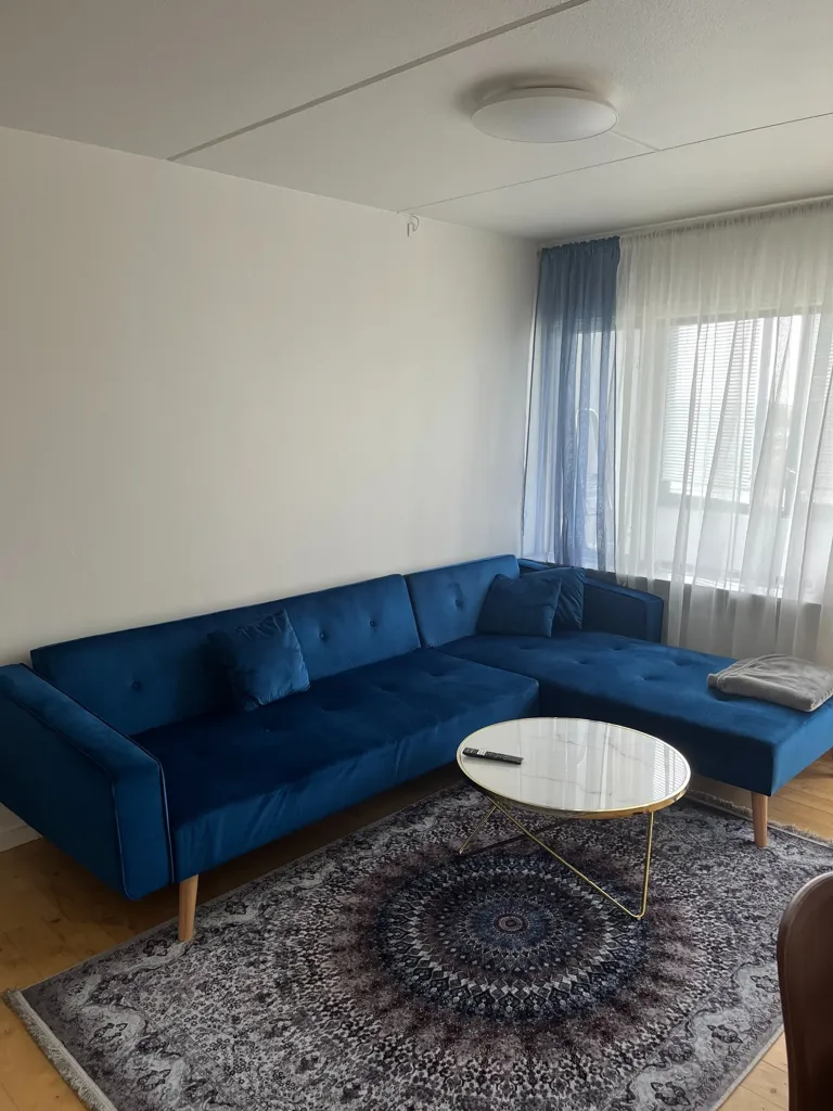 Elutuba - Central 2-Bed Flat with Enclosed Balcony