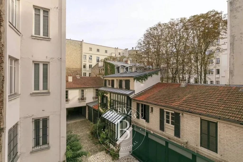 Jardin - Appartement avec Cheminée dans un Immeuble Ancien à Paris