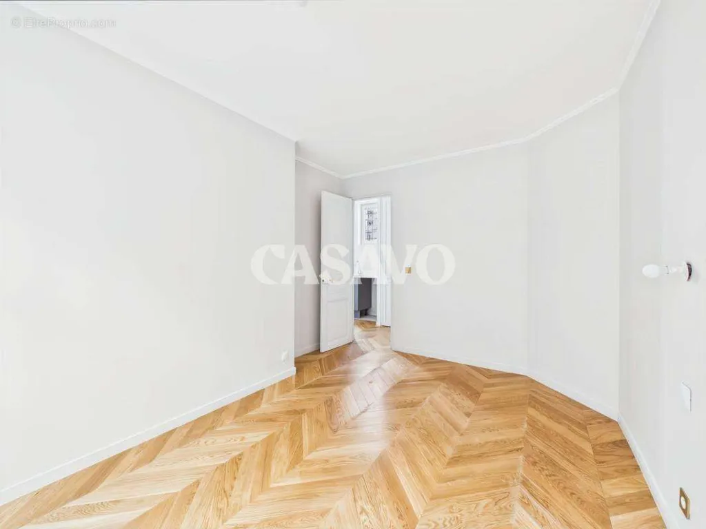 Stanze - Refurbished 2-Bedroom Flat in Alésia, Paris