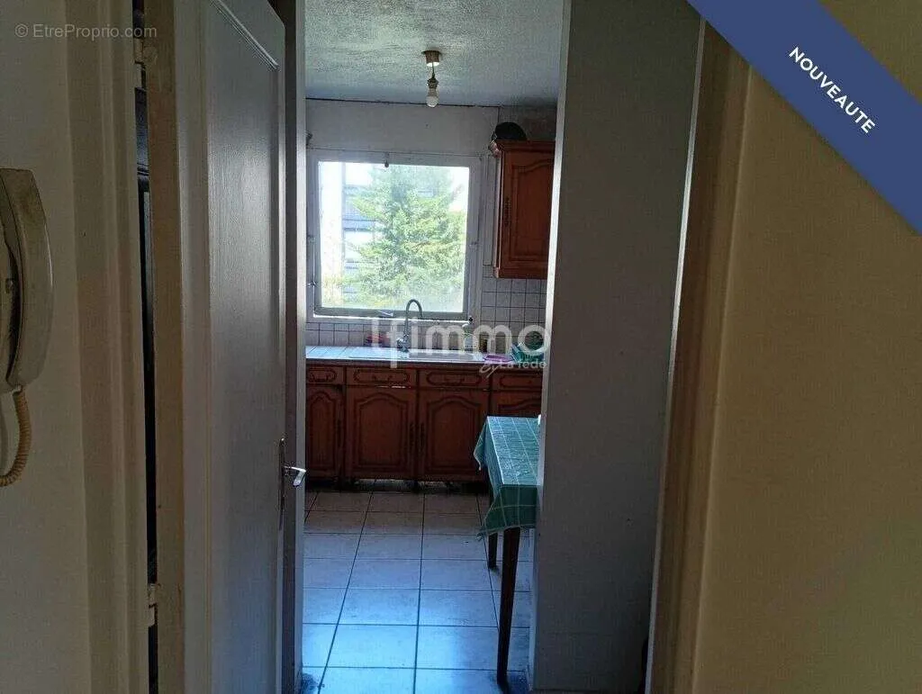 Cuisine - Appartement à Rénover avec Balcon à Grigny