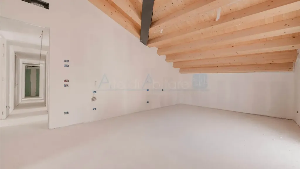 Toad - Penthouse with Four-Faced Views in Treviso