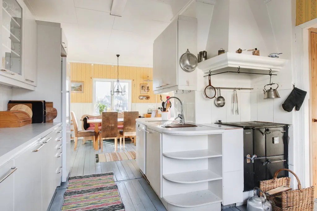 Cuisine - Villa with Lake View in Gävle