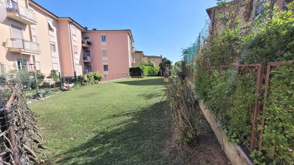 Jardin - Central Trilocale with Balcony in Bovezzo