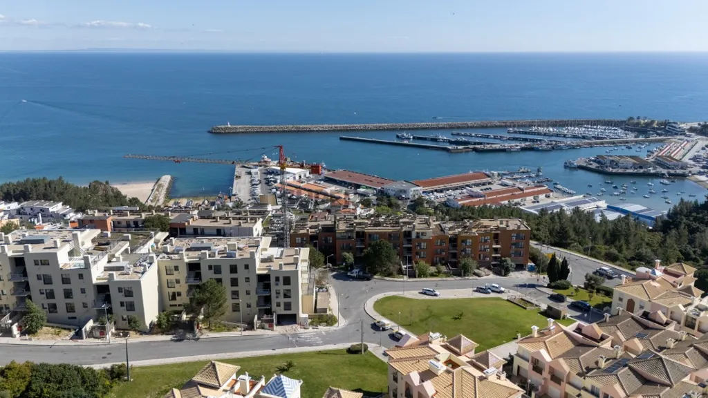 Vue aérienne - Duplex Flat with Sea View in Sesimbra