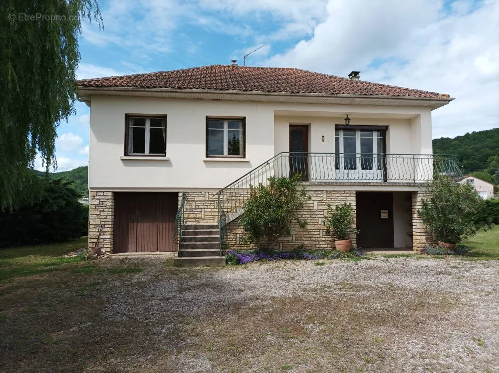 Maison 5 pièces à Duravel