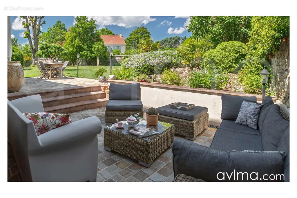 Terrass - Character House with Jacuzzi in Village Centre