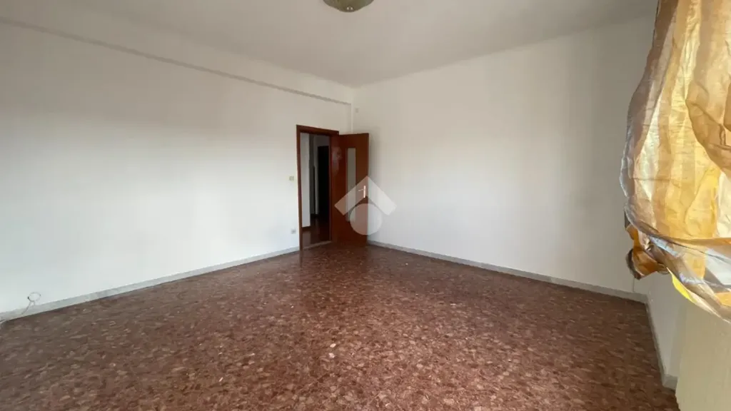 Rooms - Trilocale with Elevator and Church View in Ceglie Messapica