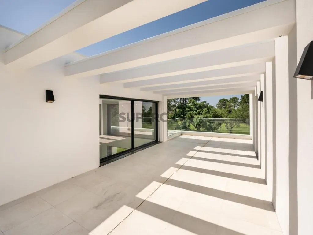 Terrass - Contemporary Villa with Golf View in Sesimbra