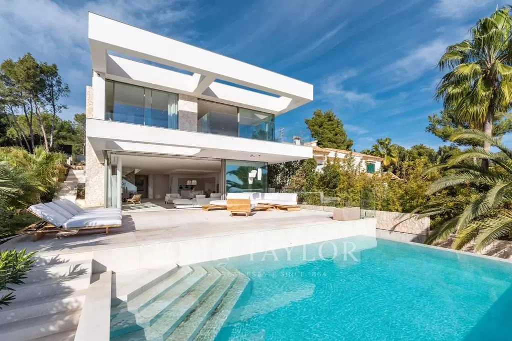 Piscine - Luxury Villa with Sea View in Bendinat