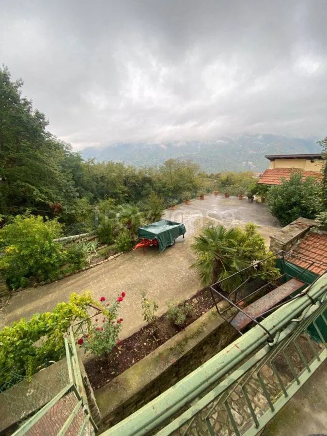 Terrasse - Independent House with Panoramic View in Levice