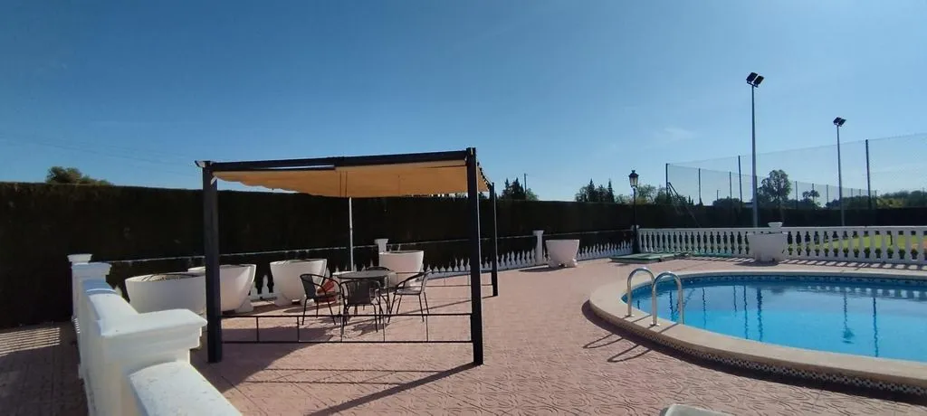 Bassein - Luxury Villa with Pool in Elche