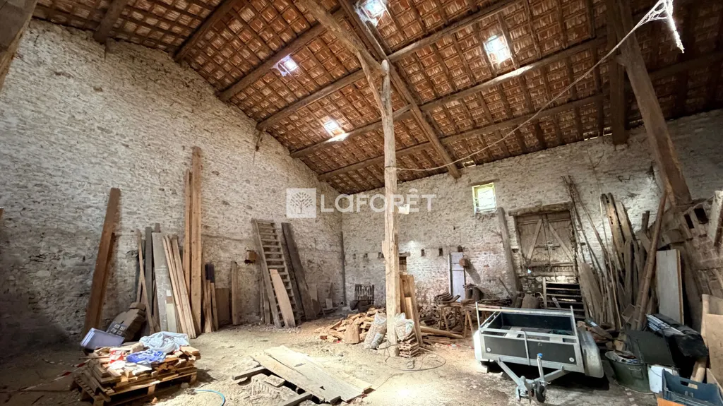 Toad - Village House with Workshop in Sainte-Ménehould