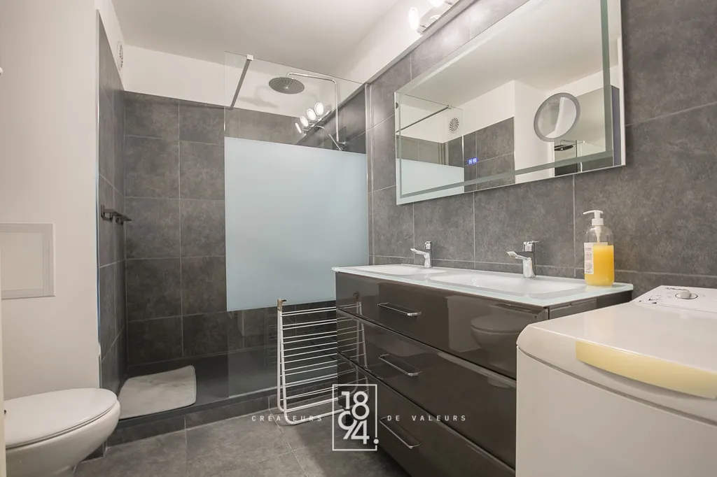 Bagni - Luminous Apartment with Open Kitchen in 4th Arrondissement