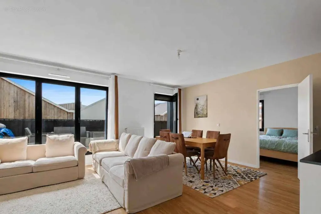 Soggiorno - Duplex with Three Terraces in Recent Residence