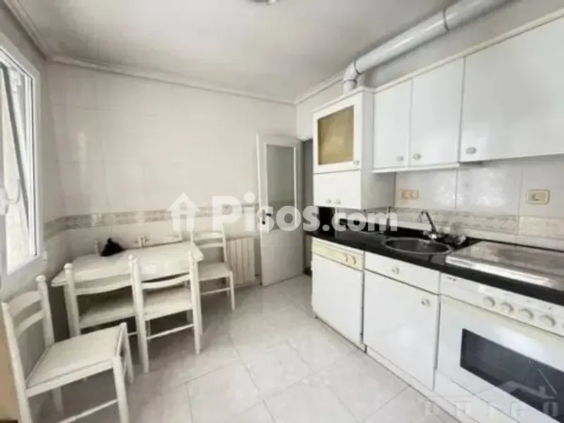 Cuisine - Apartment with Park Views in Gamonal-Capiscol