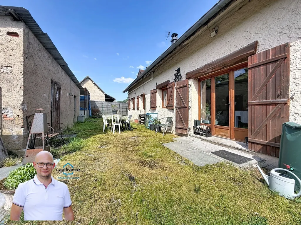 Aed - Spacious House with Garden in Saint-Béron