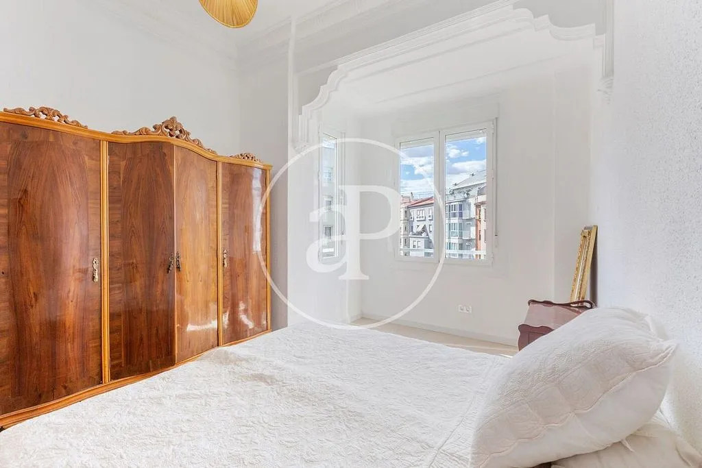 Camere da letto - Renovated Apartment with High Ceilings in Arrancapins