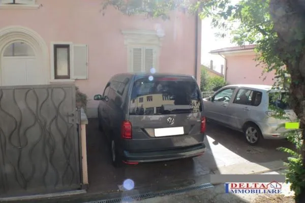 Välivaade - Recently Refined Villa with Private Courtyard in Rosignano Marittimo