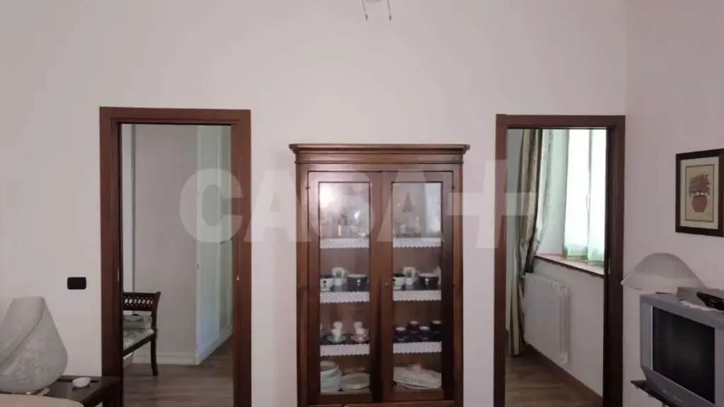 Soggiorno - Bright 2-Bedroom Apartment in Varese