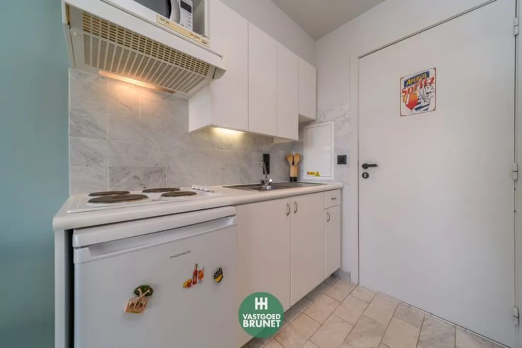 Cuisine - Studio Rénové avec Vue sur la Nature à Koksijde