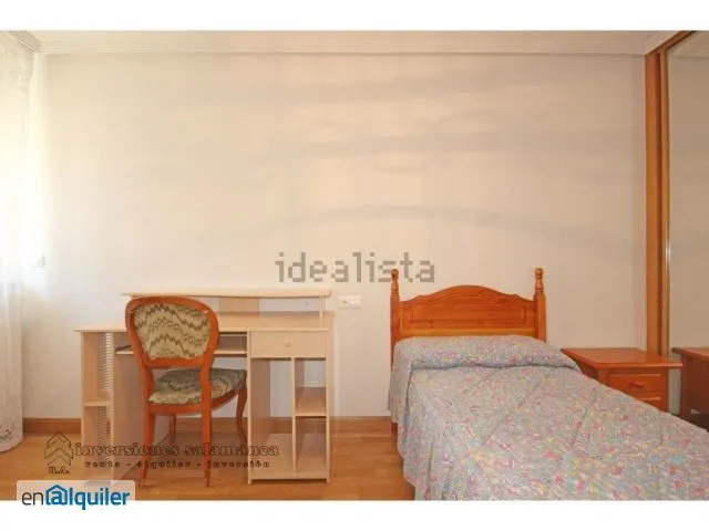 Chambres - Student-Friendly Flat with Balcony in Barrio Blanco