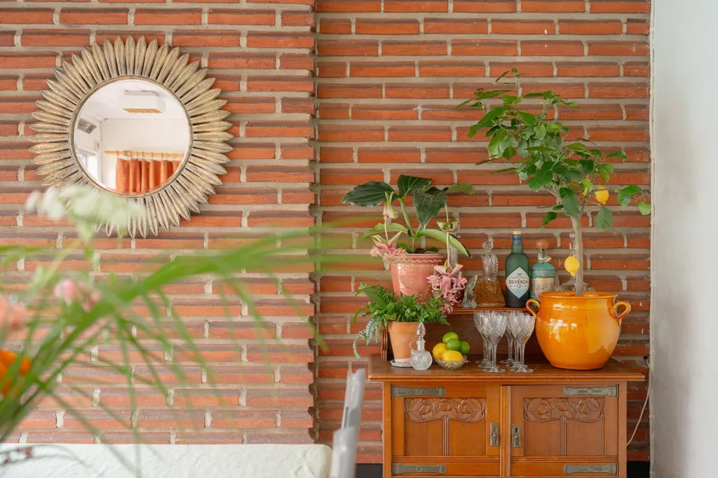 Séjour - 1-Storey Villa with Pool in Family-Friendly Area