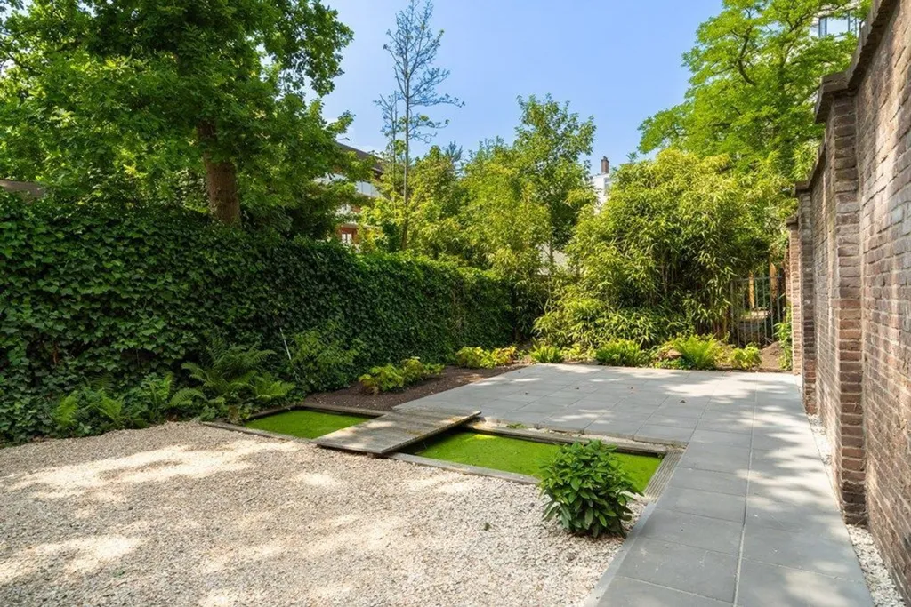Jardin - Renovated Apartment with Garden in The Hague