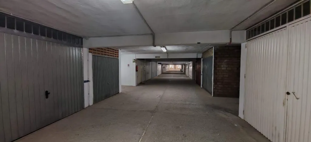 Garage - Closed Garage for Rent in El Peñoncillo, Torrox