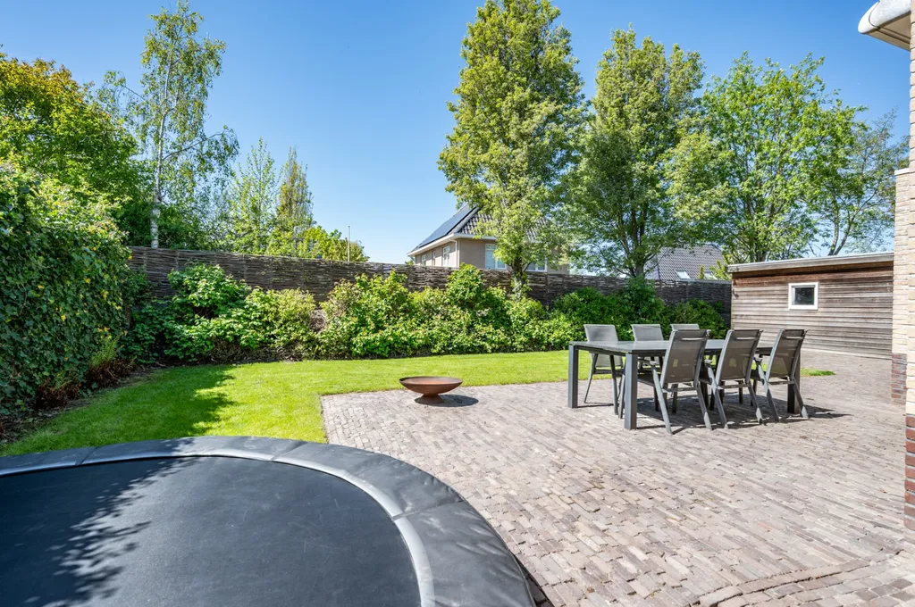 Aed - Modern Free-Standing House with Garage in Emmeloord