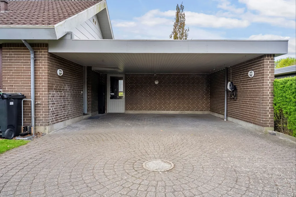 Garage - Maison 5 pièces à Herning