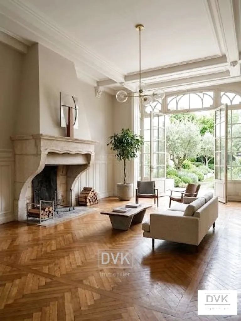 Soggiorno - Architectural House with Garden in Lille