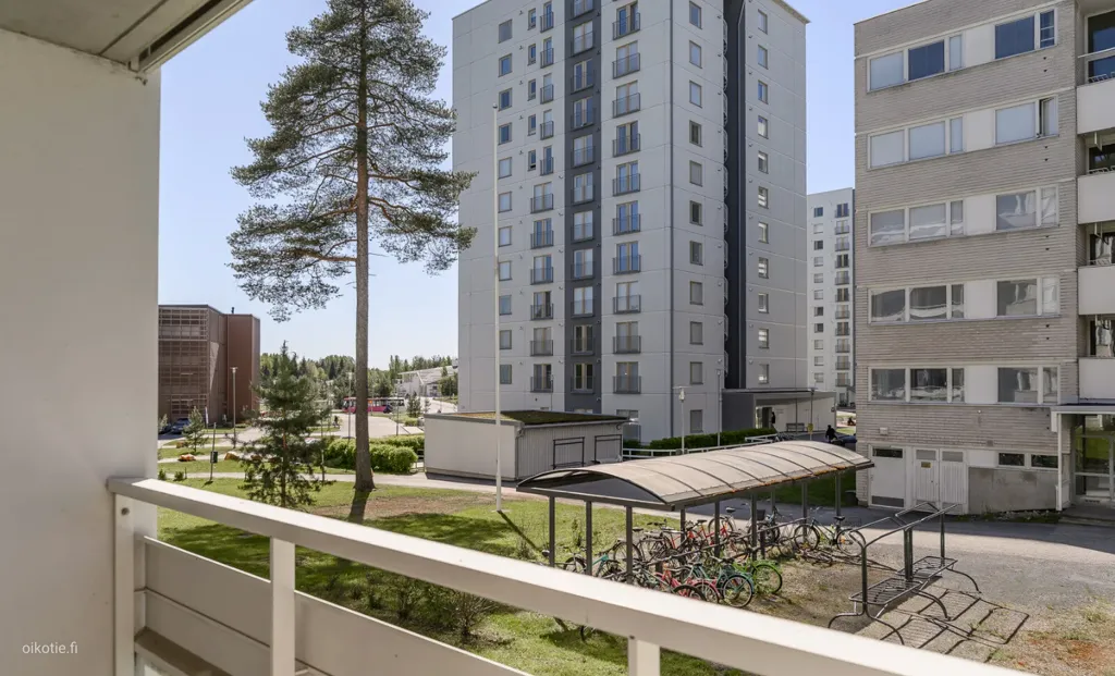 Balcone - Spacious Apartment with Balcony in Oulu