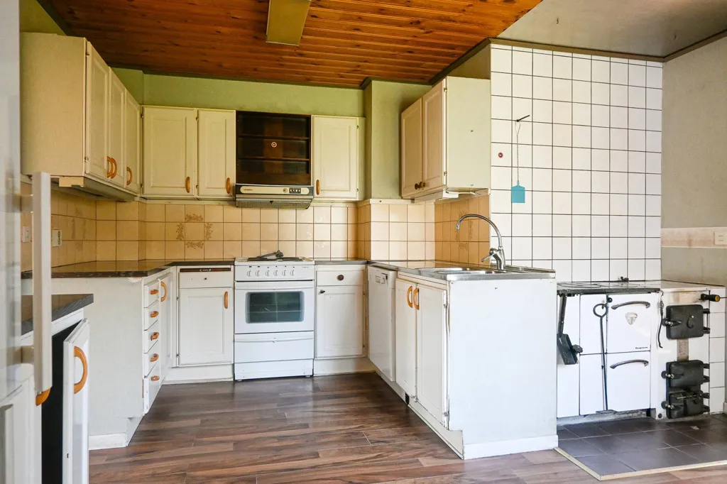 Kitchen - Villa with Terrace in Algutsboda
