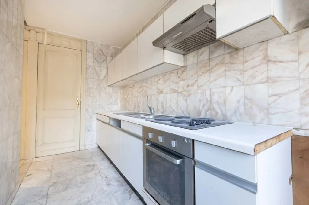 Köök - Elegant Apartment near Botanique, Brussels