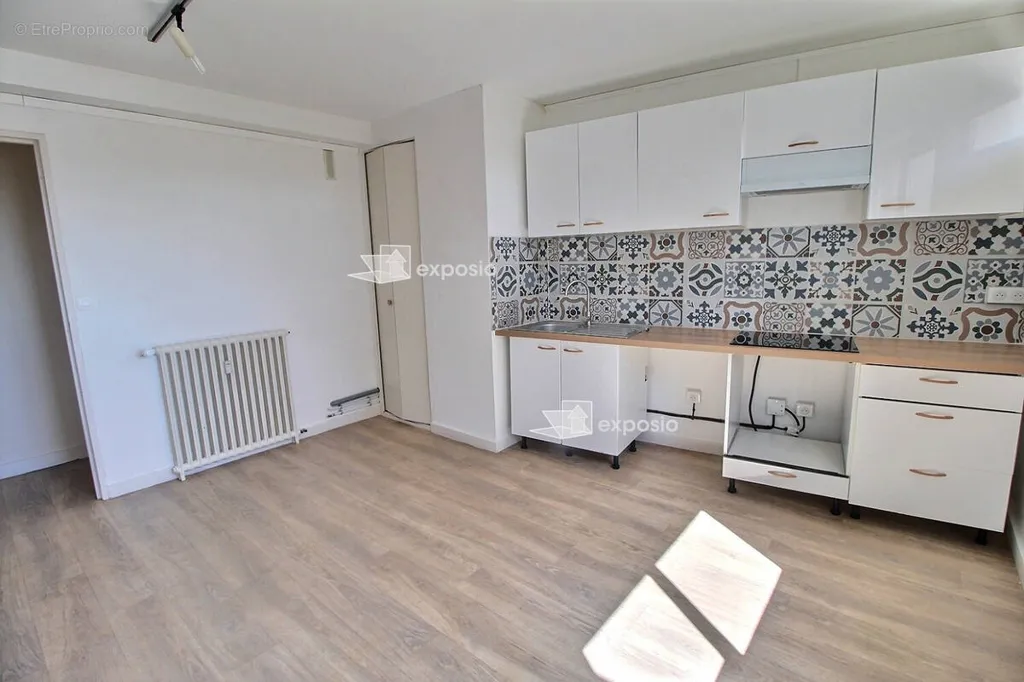 Kitchen - City Centre Apartment with Balcony in Niort